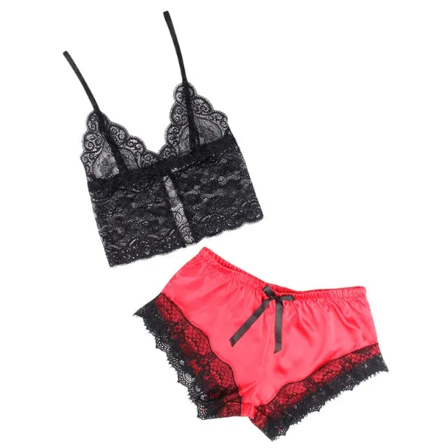 Pijamale sexy SUBBLIME Casual Silk Nightgown. maiou din dantelă   pantaloni scurți din satin. negru cu roșu. mărime S/M. model 953959